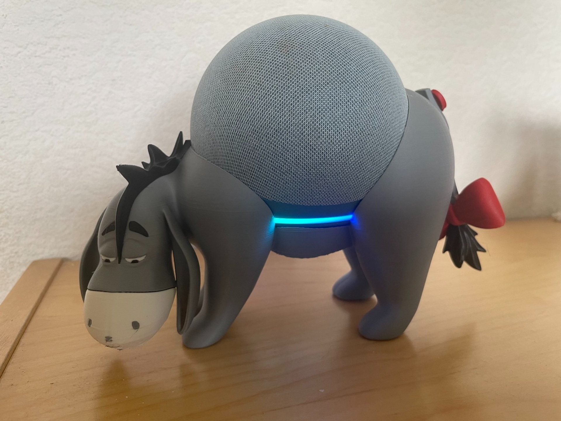 Winnie Puuh Esel   Eeyore the Donkey  for Echodot