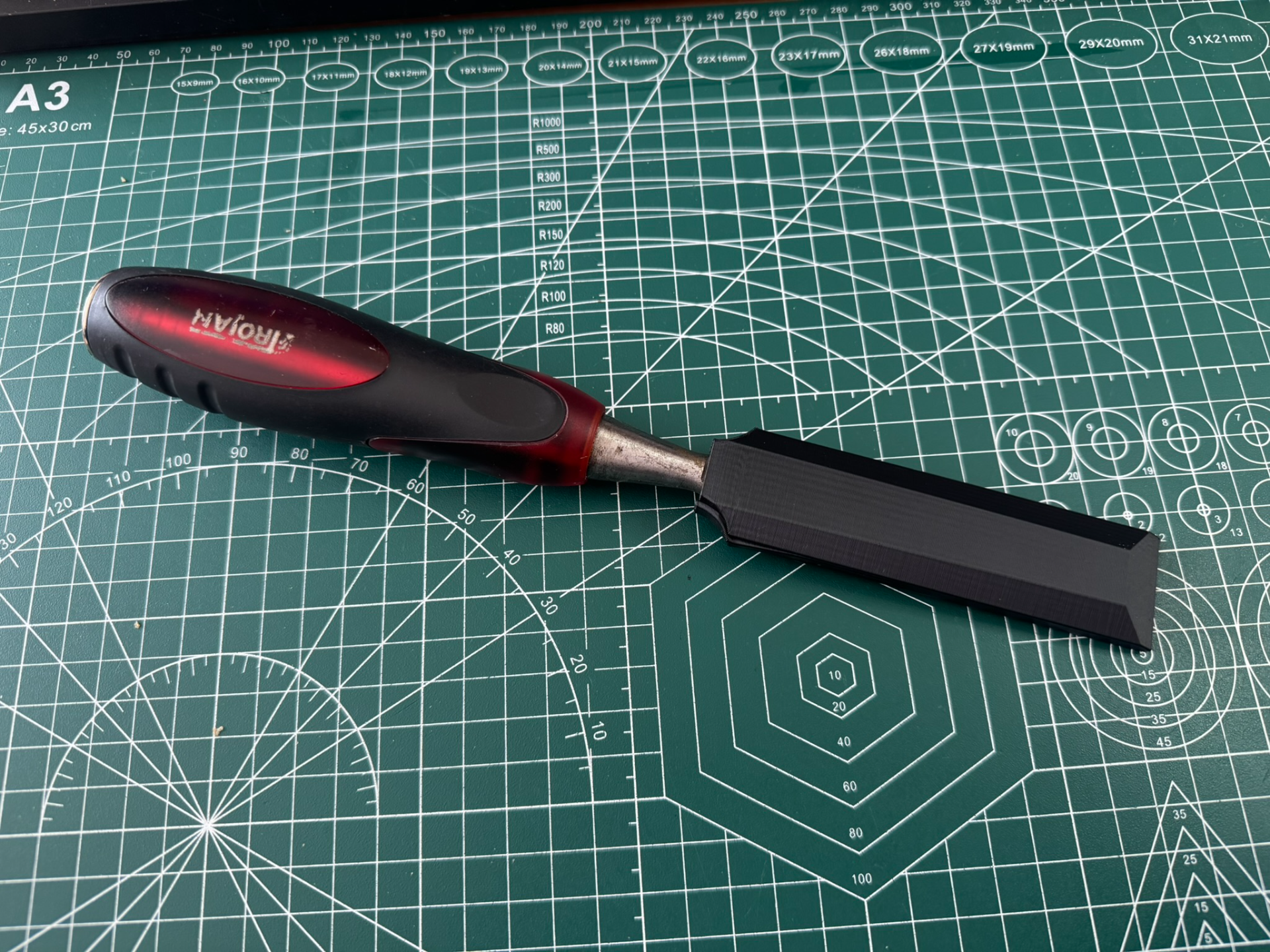 Chisel cover