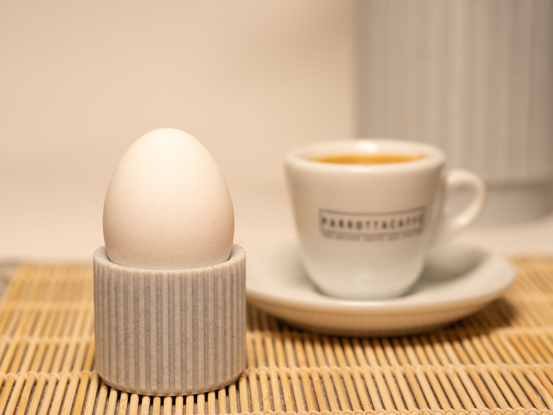 Modern Eggholder