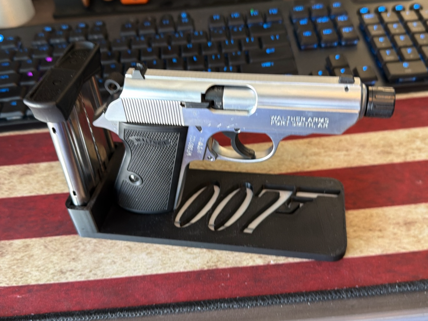 PPK, PPK-S 22LR 007 Stand