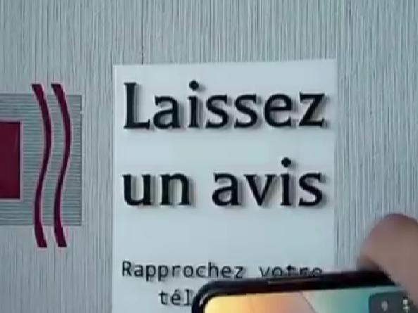 Borne pour avis google NFC