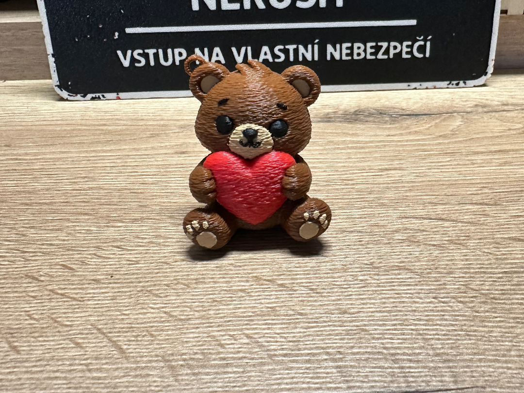Cute Valentine Bear