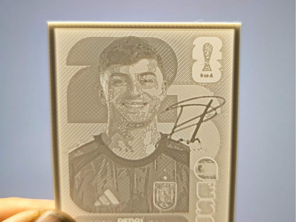 Cromo en 3D de Pedri (Album Panini 2026)