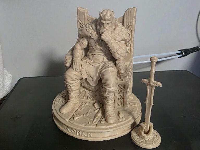 Conan the King – Throne