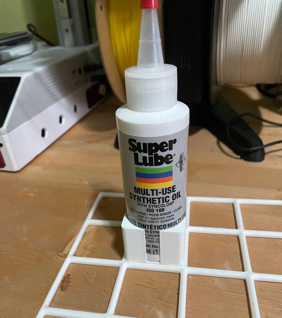Gridfinity Vertical Super Lube Holder
