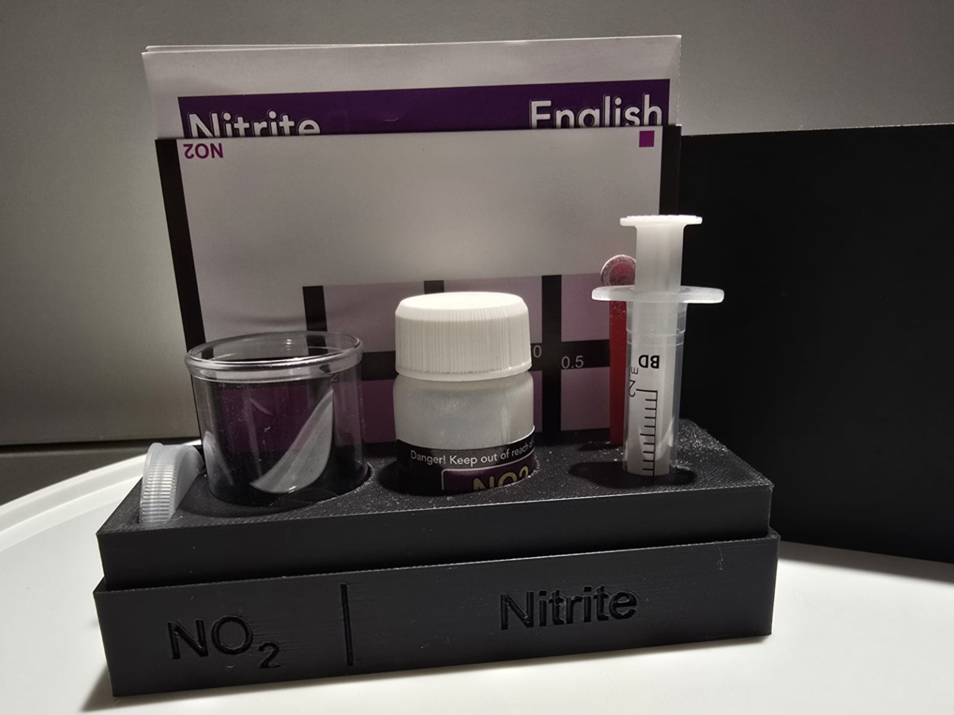 Salifert Nitrite Test Holder / Case
