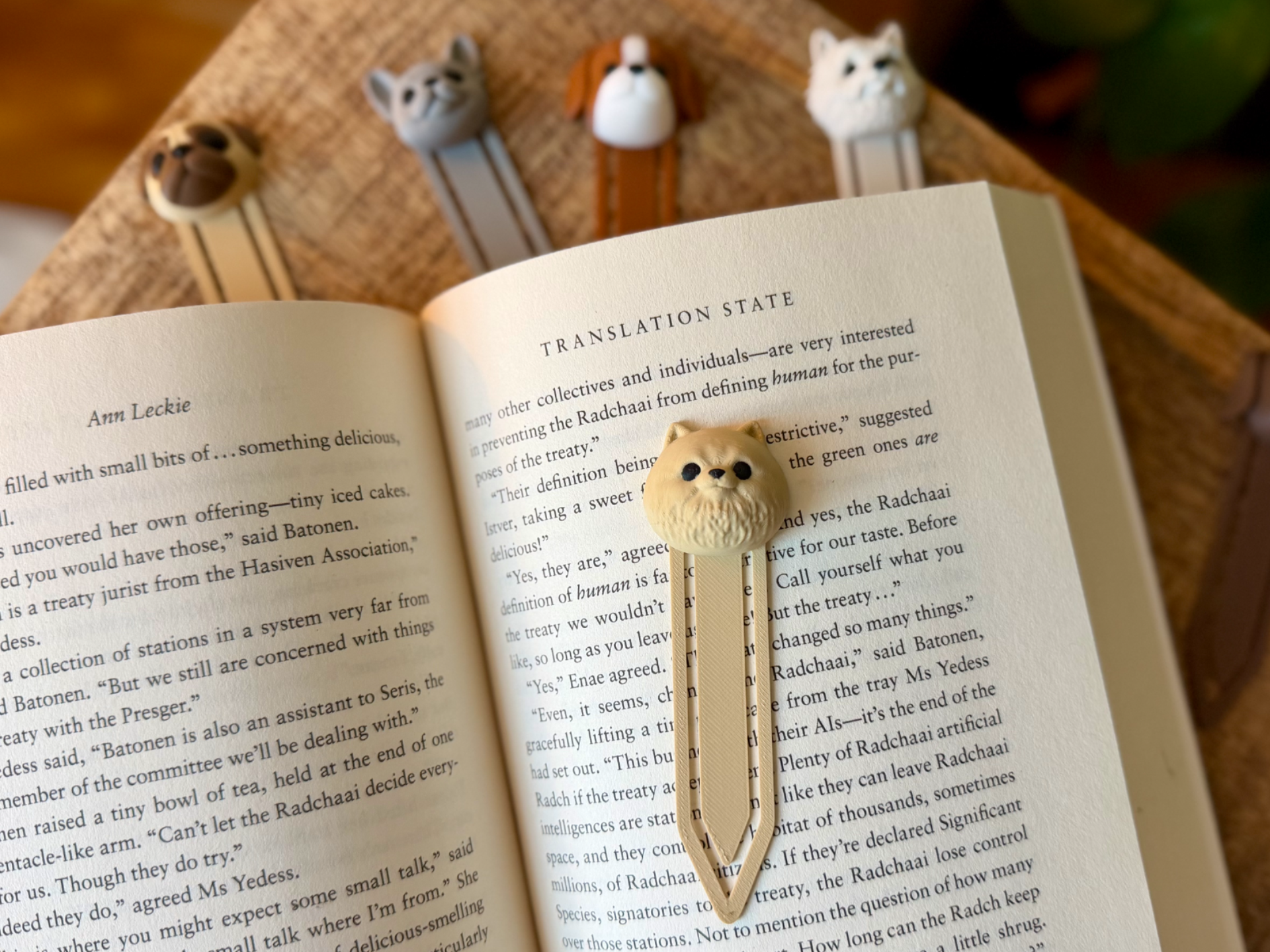 Pomeranian bookmark