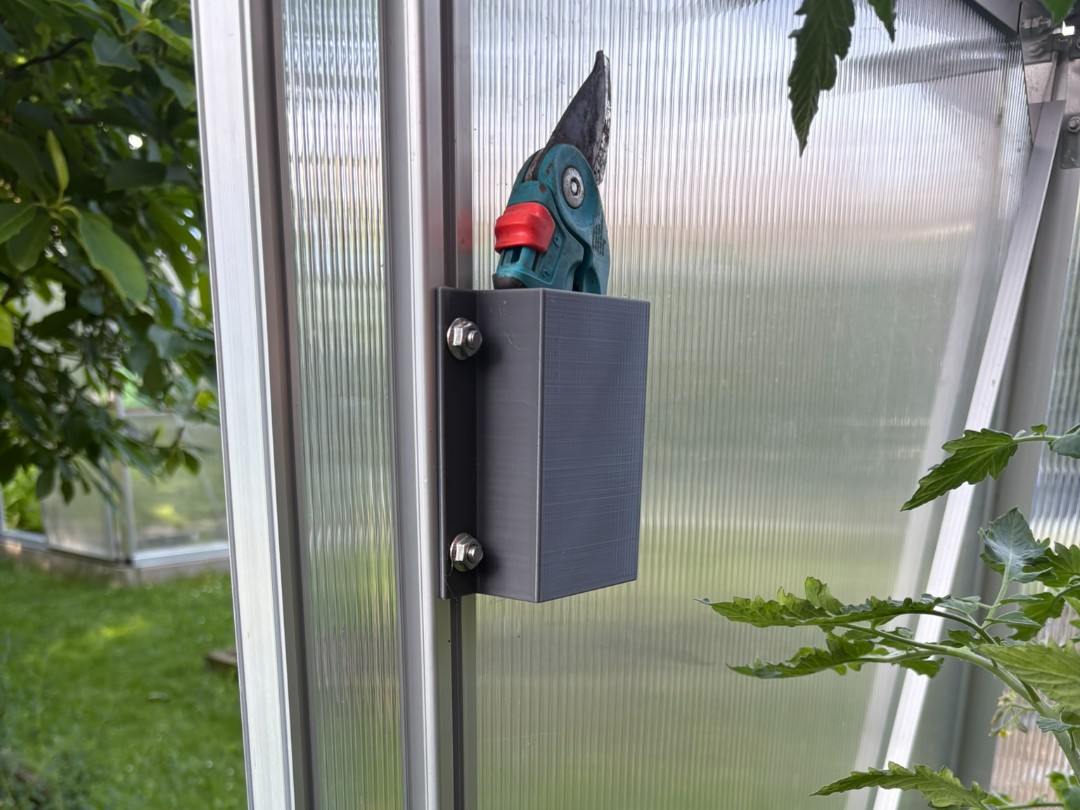 Greenhouse organizer