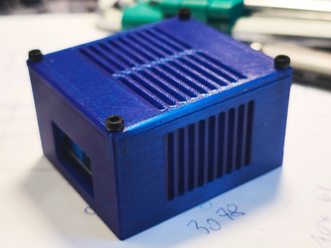 Case for DC DC converter with LM25116