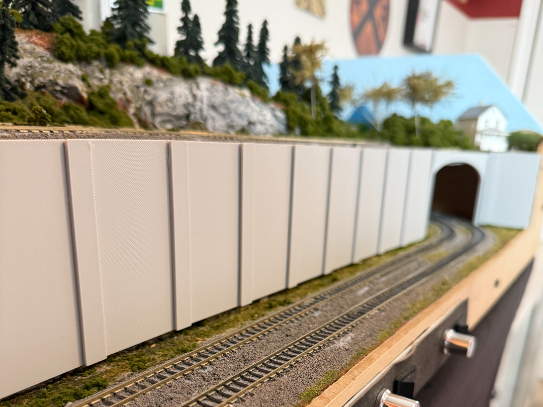 N Scale Modular Retaining Wall System