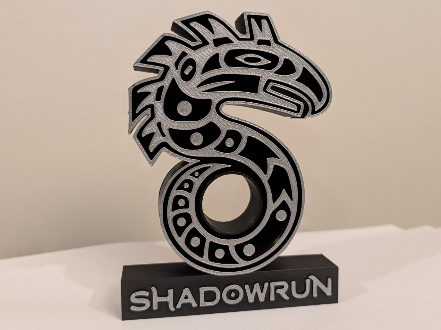 Shadowrun Dragon Logo Desk Sign / Statue