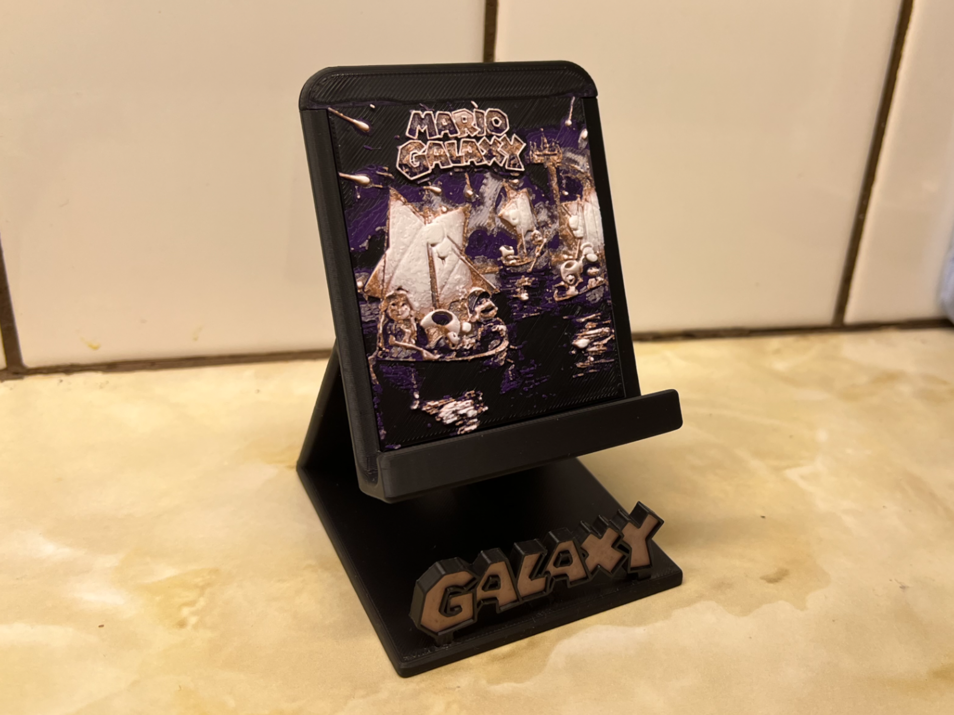 Phonestand Mario Galaxy