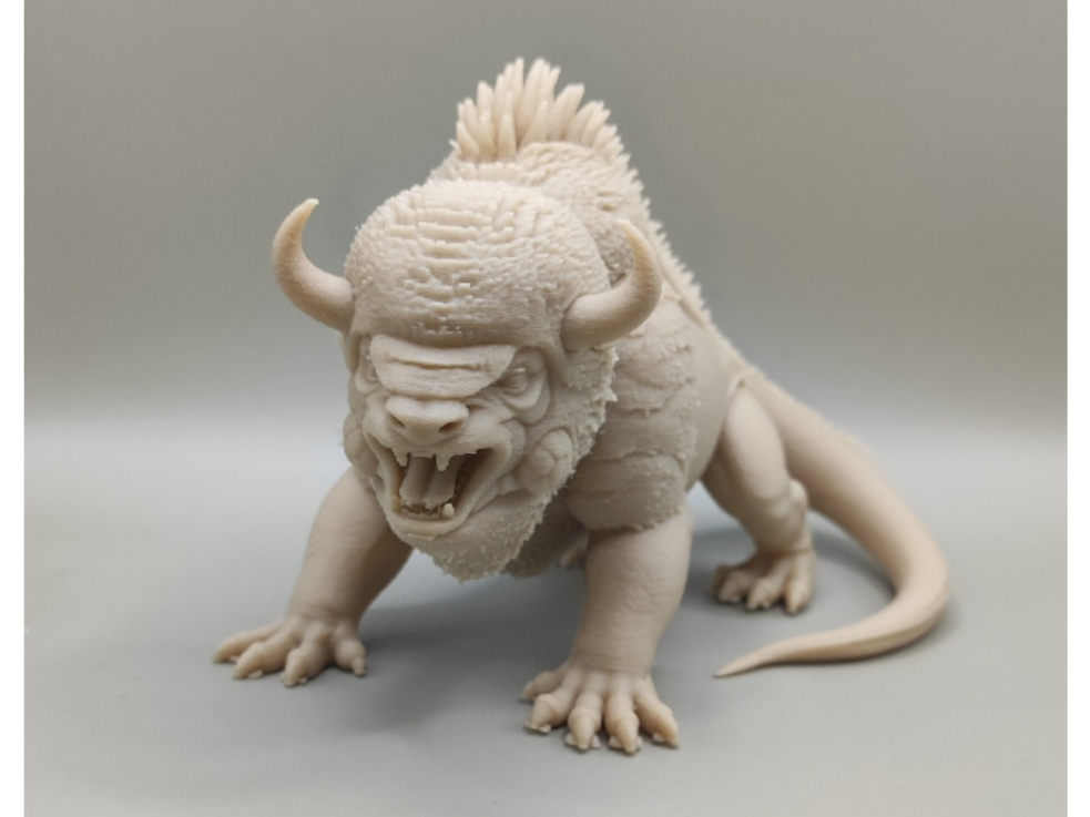 Bison-Iguana radiation hybrid figurine