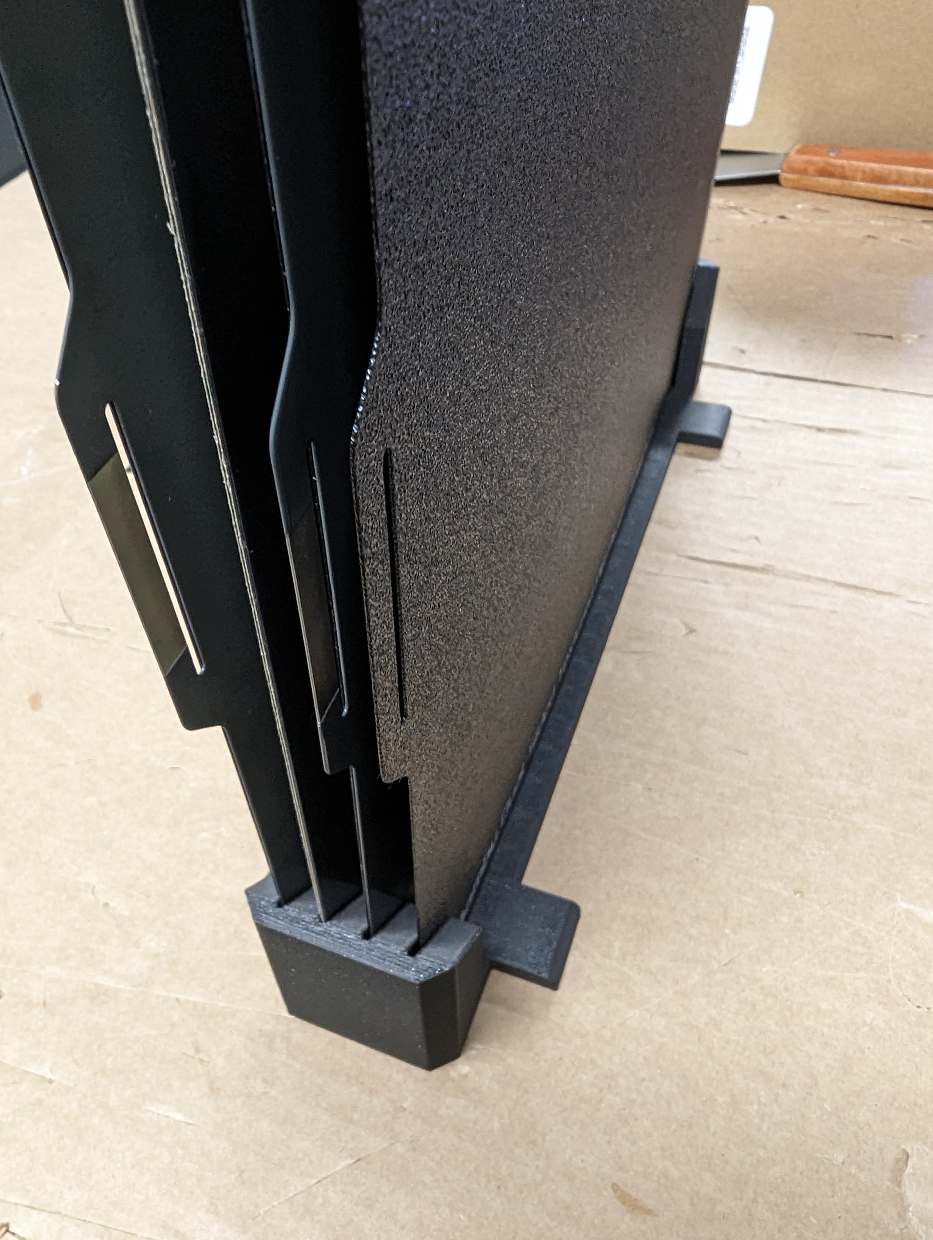4 slots stable Bambu Lab X1C plate holder