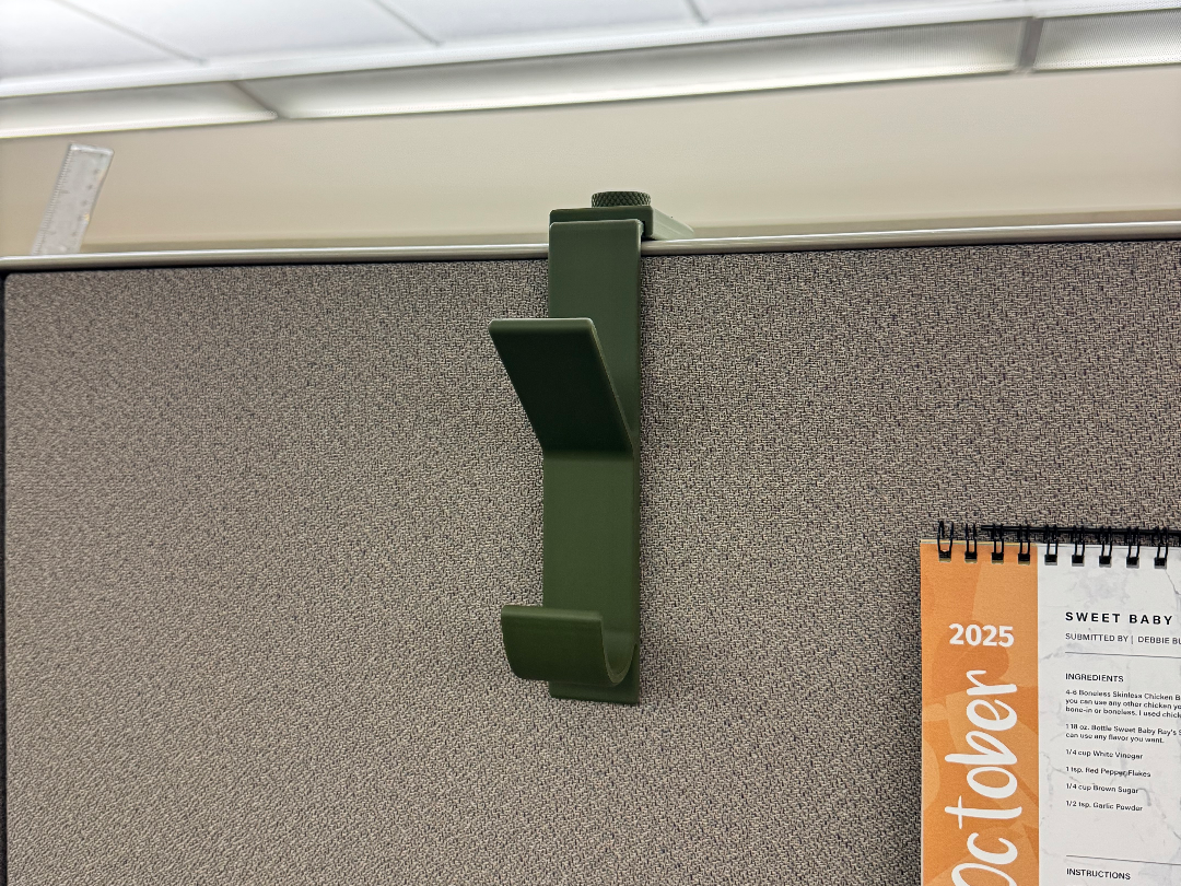 Adjustable Cubicle 2 Hook Jacket Holder