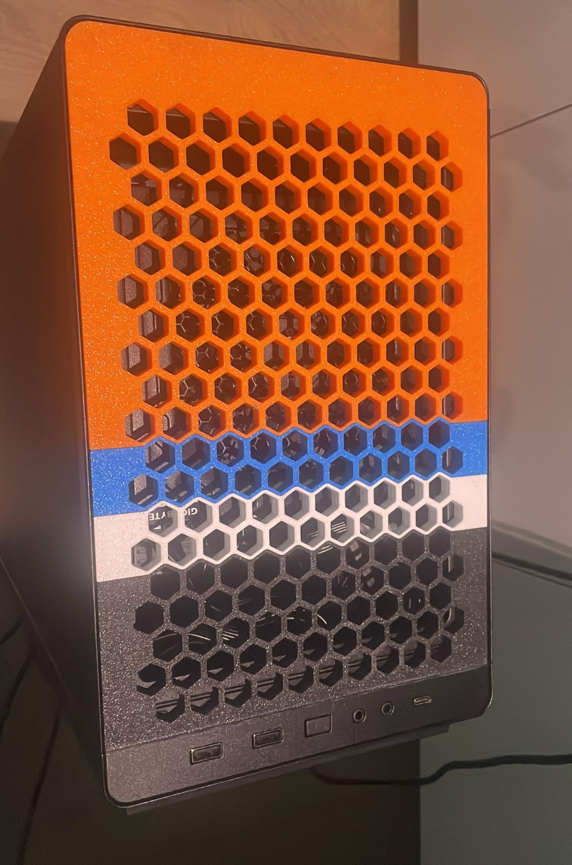 Lian Li Dan A3 - Hex Pattern Face Plate