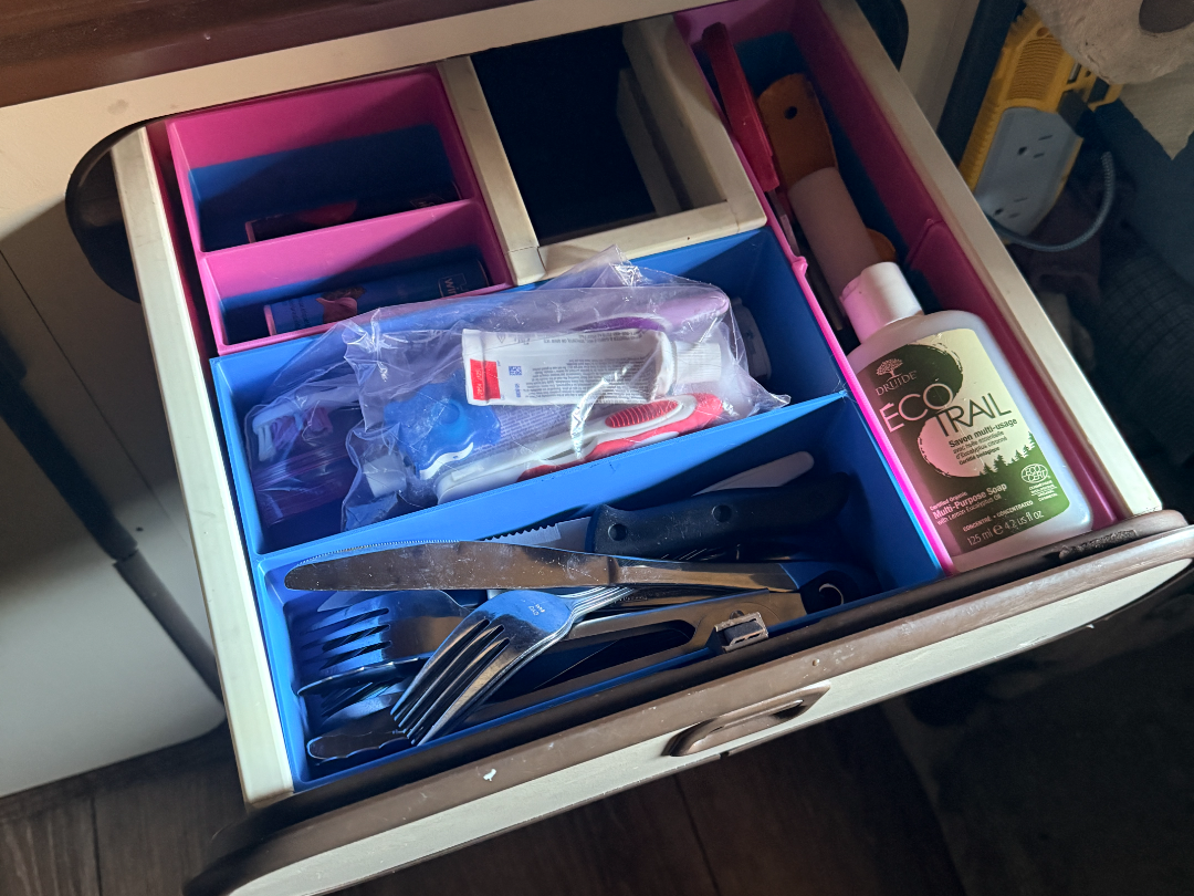 VW Vanagon Westfalia T25 Drawer Divider