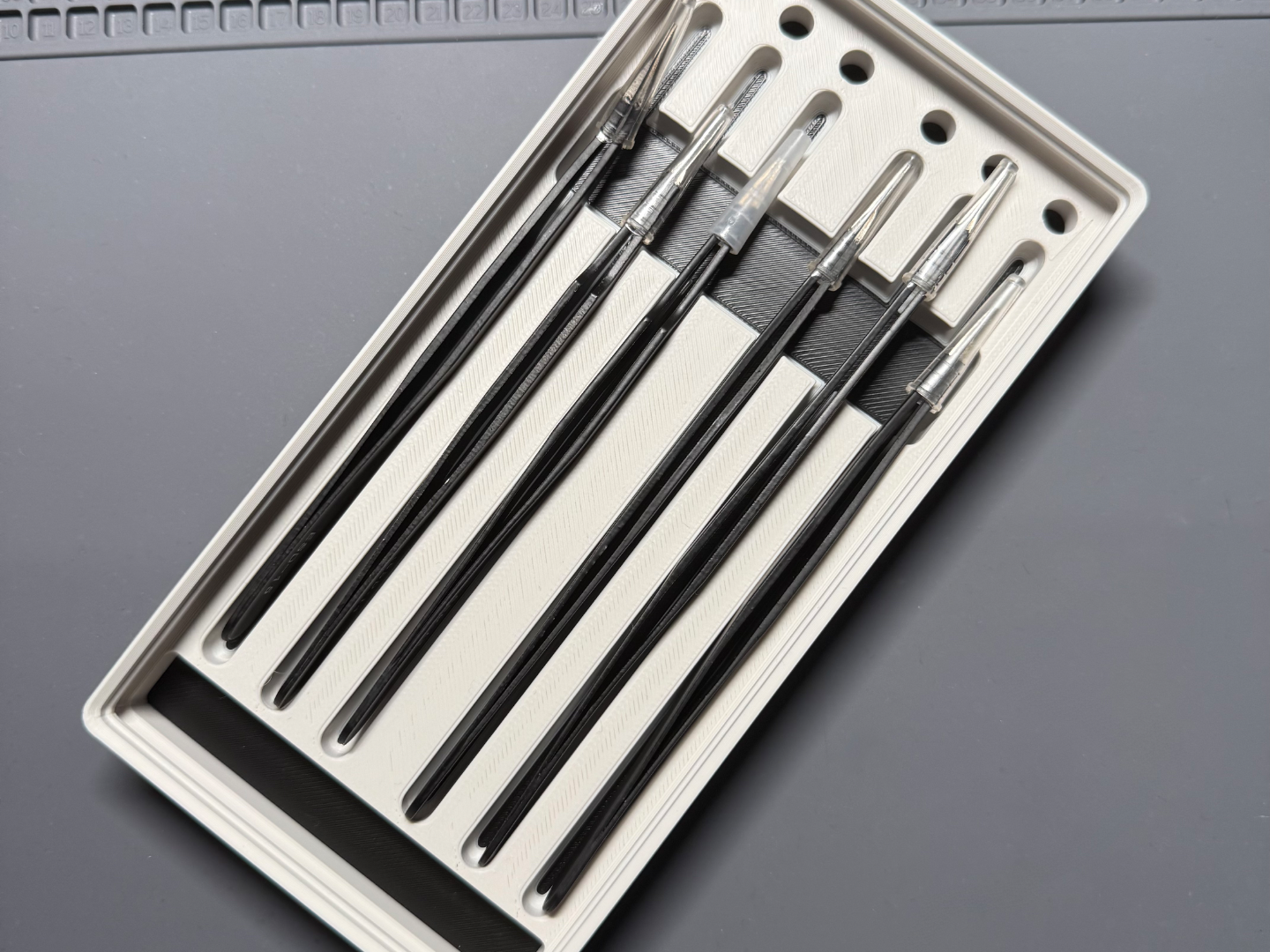 Gridfinity Antistatic Tweezers Bin 2x4