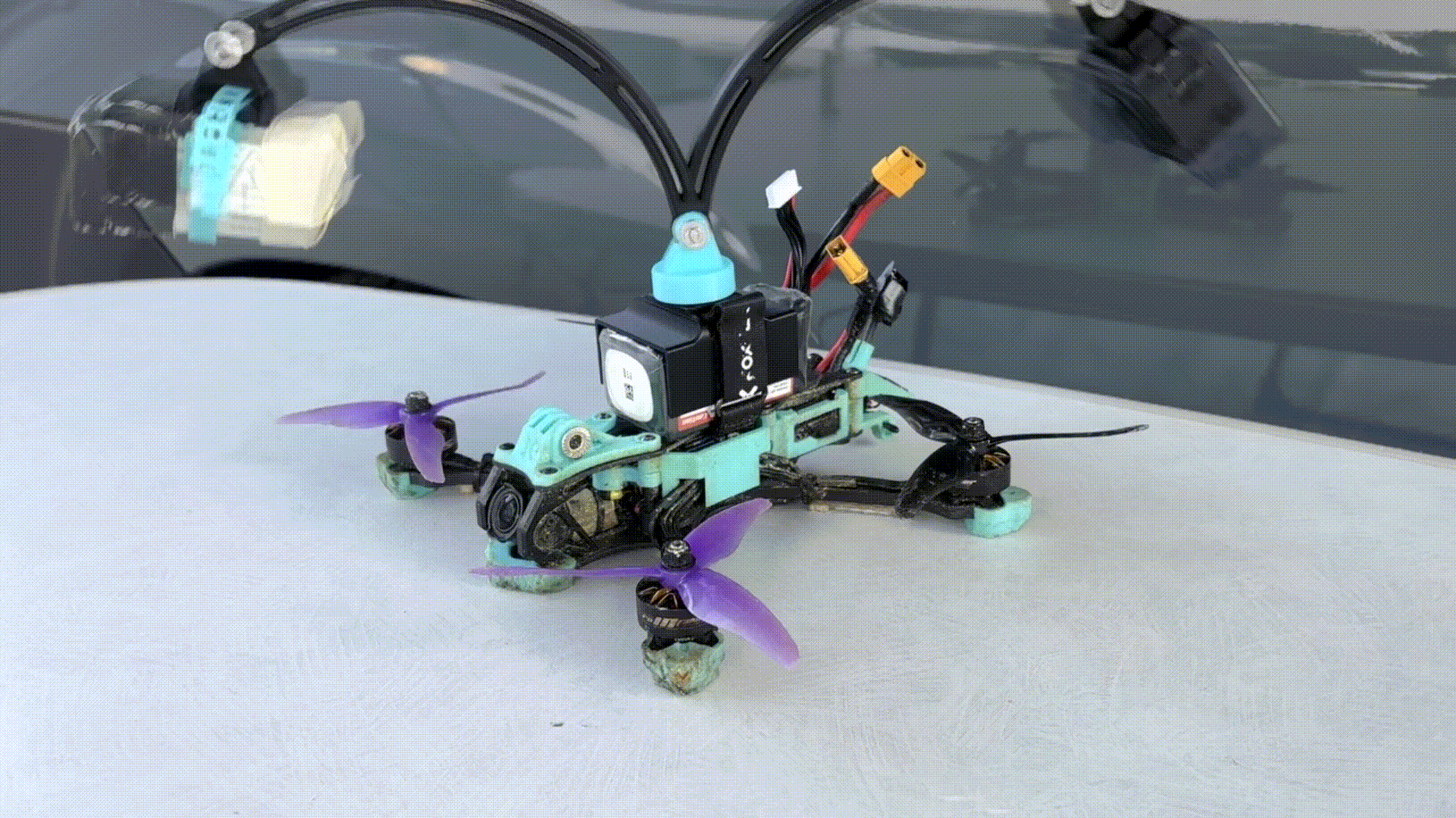360 degrees spinning camera mount (for FPV drones)