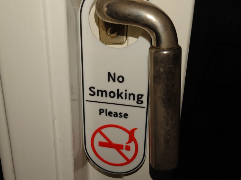 No Smoking doorhandle sign
