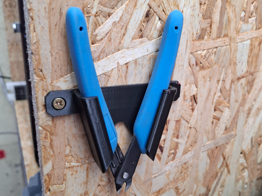 Wall Mounted Holder for Flush cutter