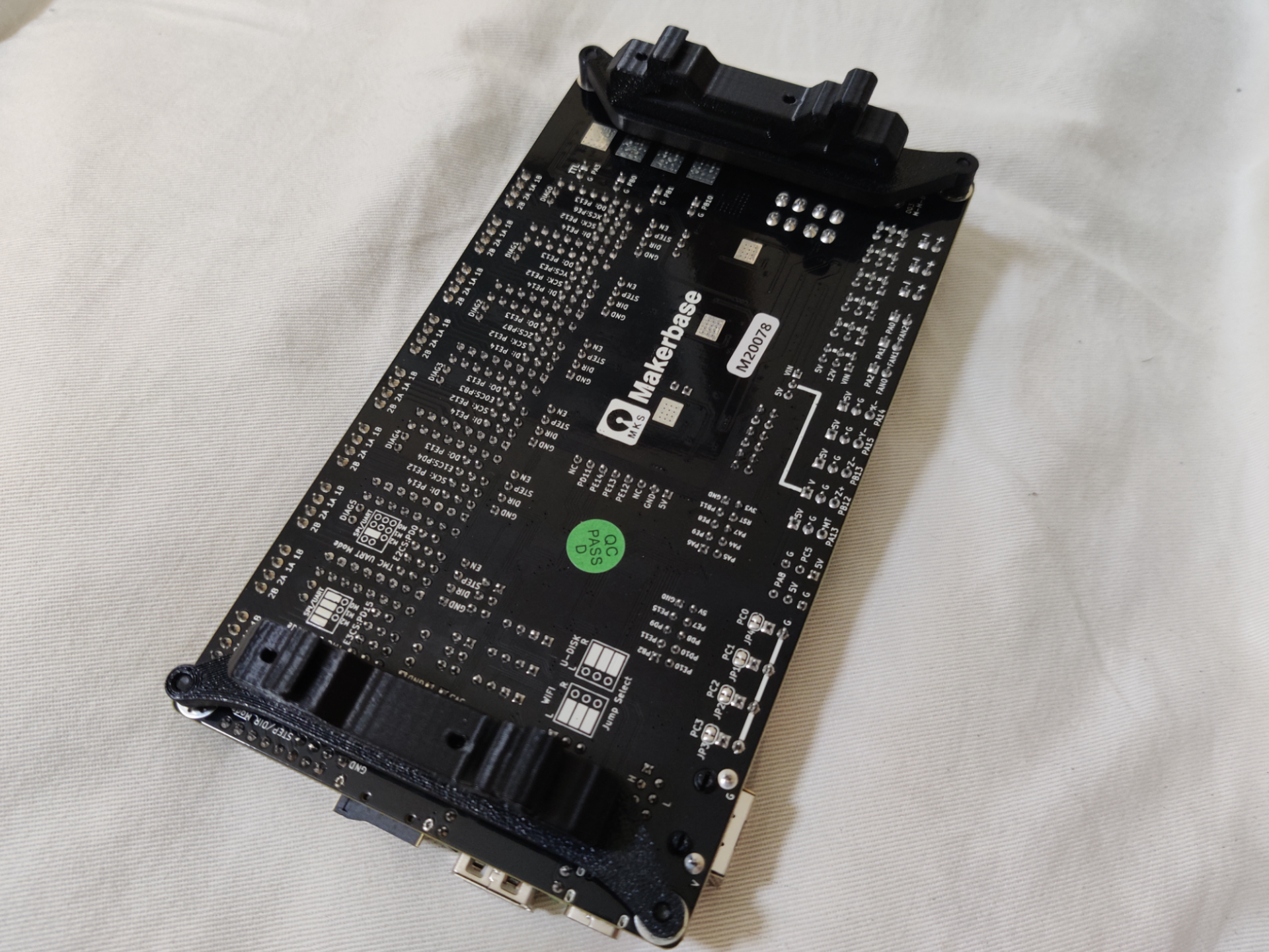 MKS monster8board bracket