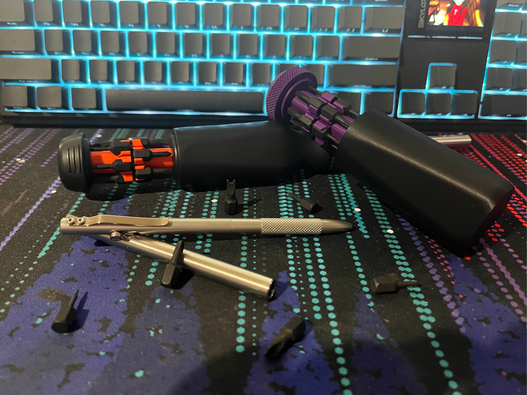 Best screwdriver bit holder (LTT Inspired)