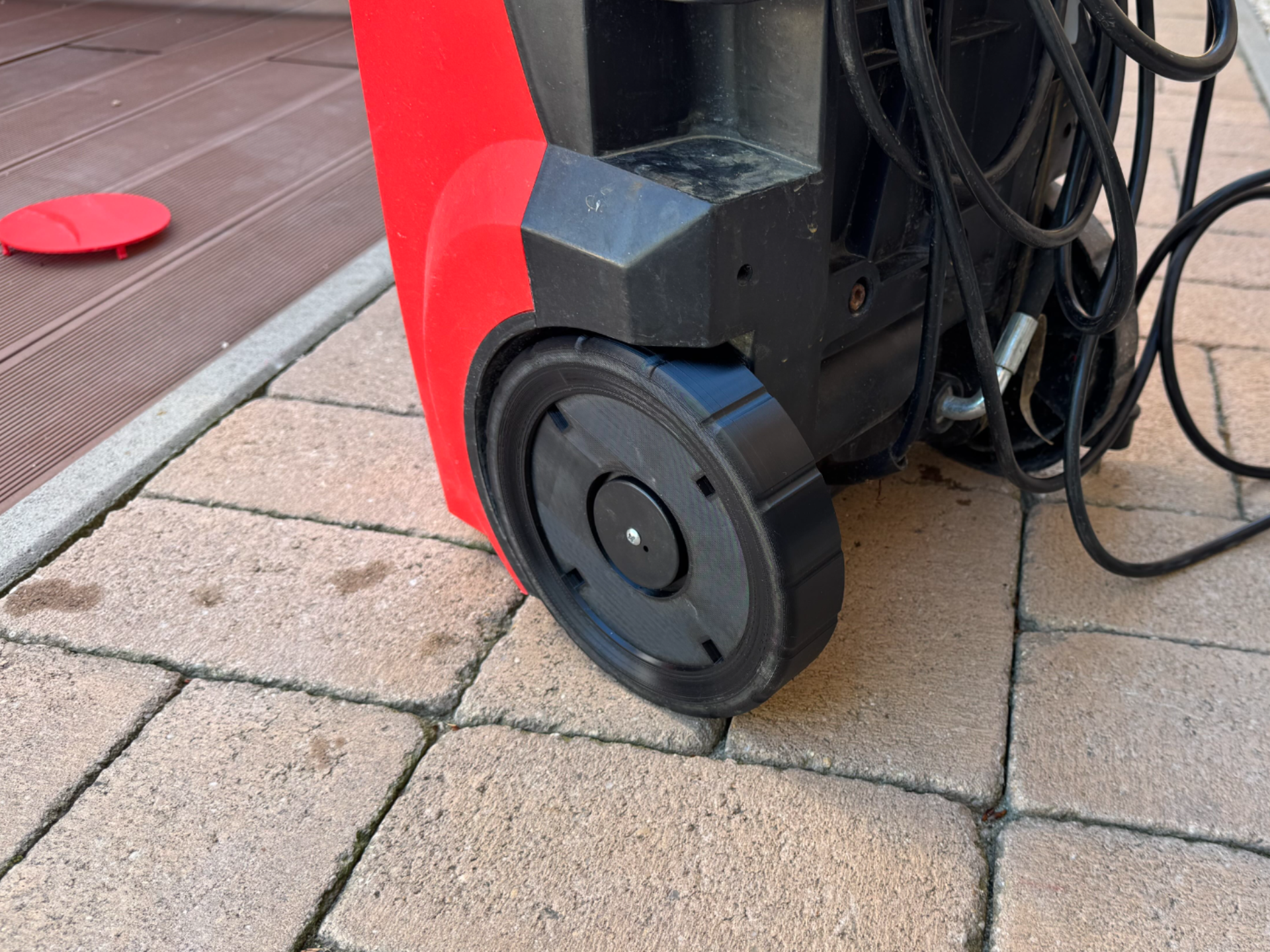 Hecht 326 High-Pressure Washer Wheel