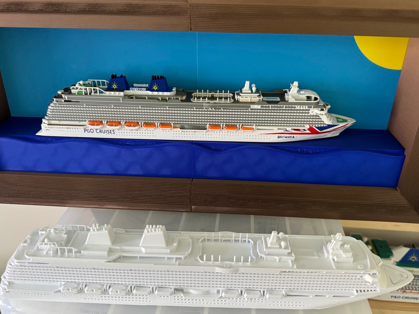 P&O Cruises Flagship Britannia 1:1000