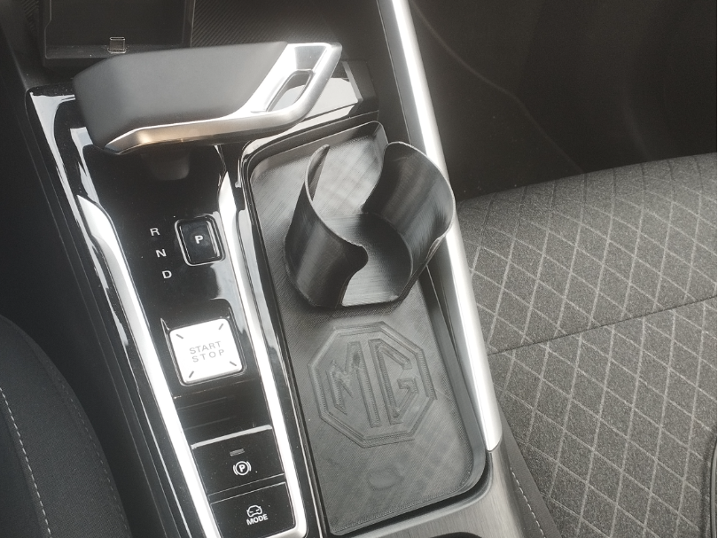 Cup Holder with Mat - MG ZS HYBRID+ + tray only