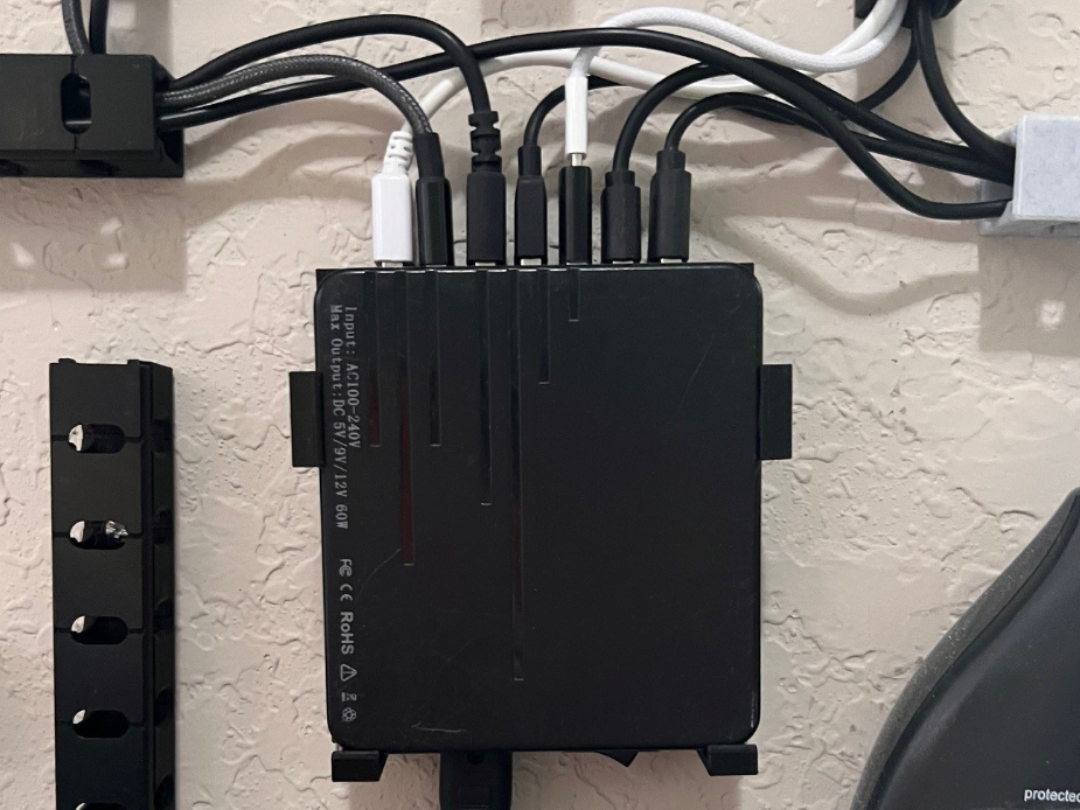 HiQuick SW-8N LED Smart Charger