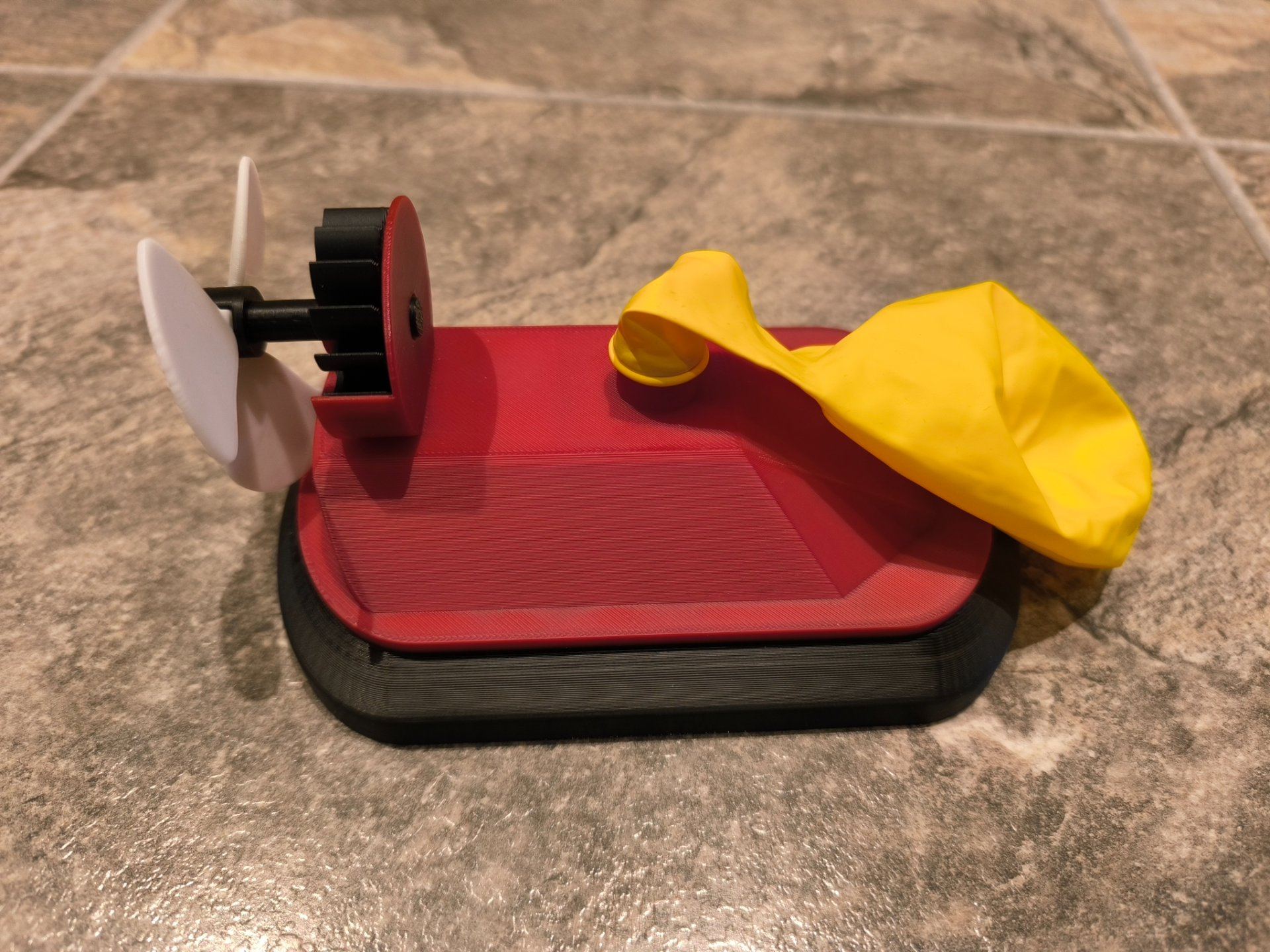 Balloon Hovercraft MK3 With Working Propeller