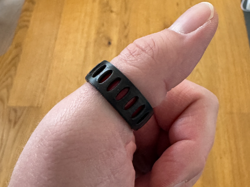 Fidget Ring – Always On, Always Ready