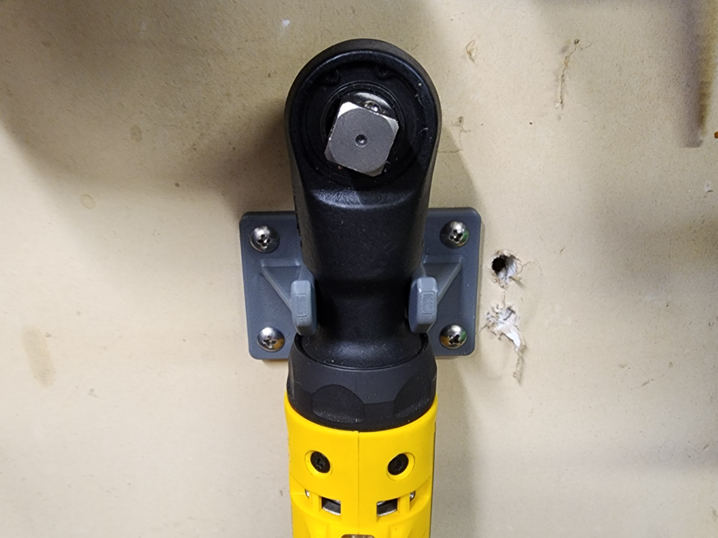 Dewalt 20v Ratchet Wall Mount Holder