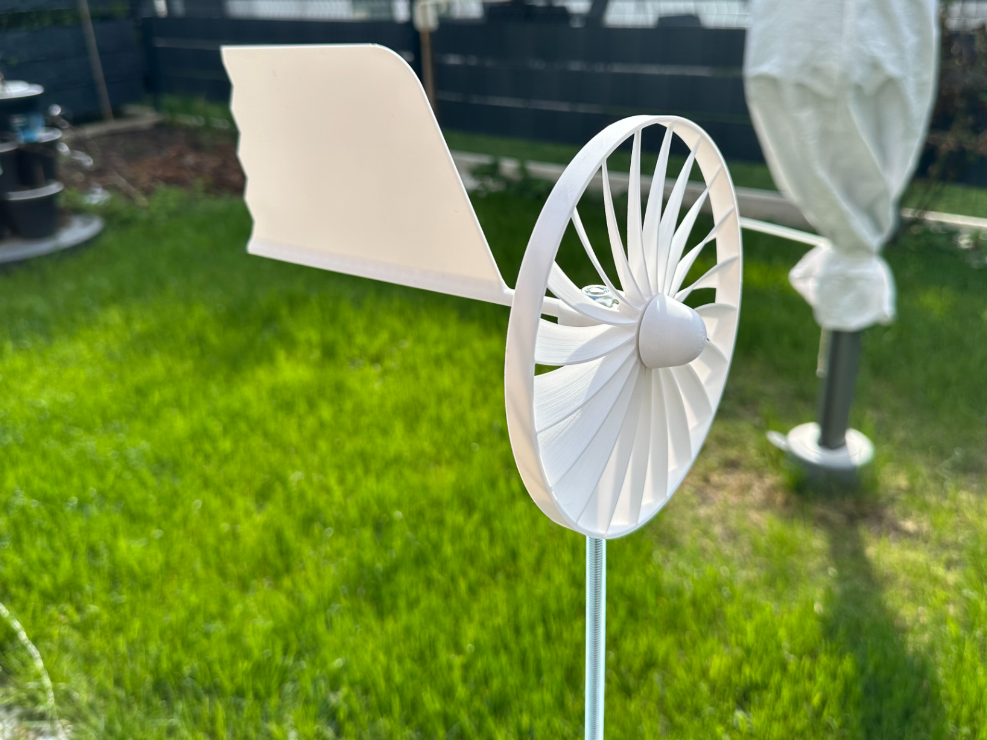 Wind Spinner – dynamic outdoor decoration