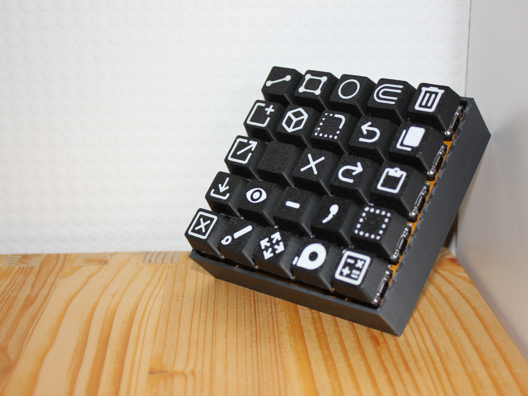 Keypad (e.g. for CAD)