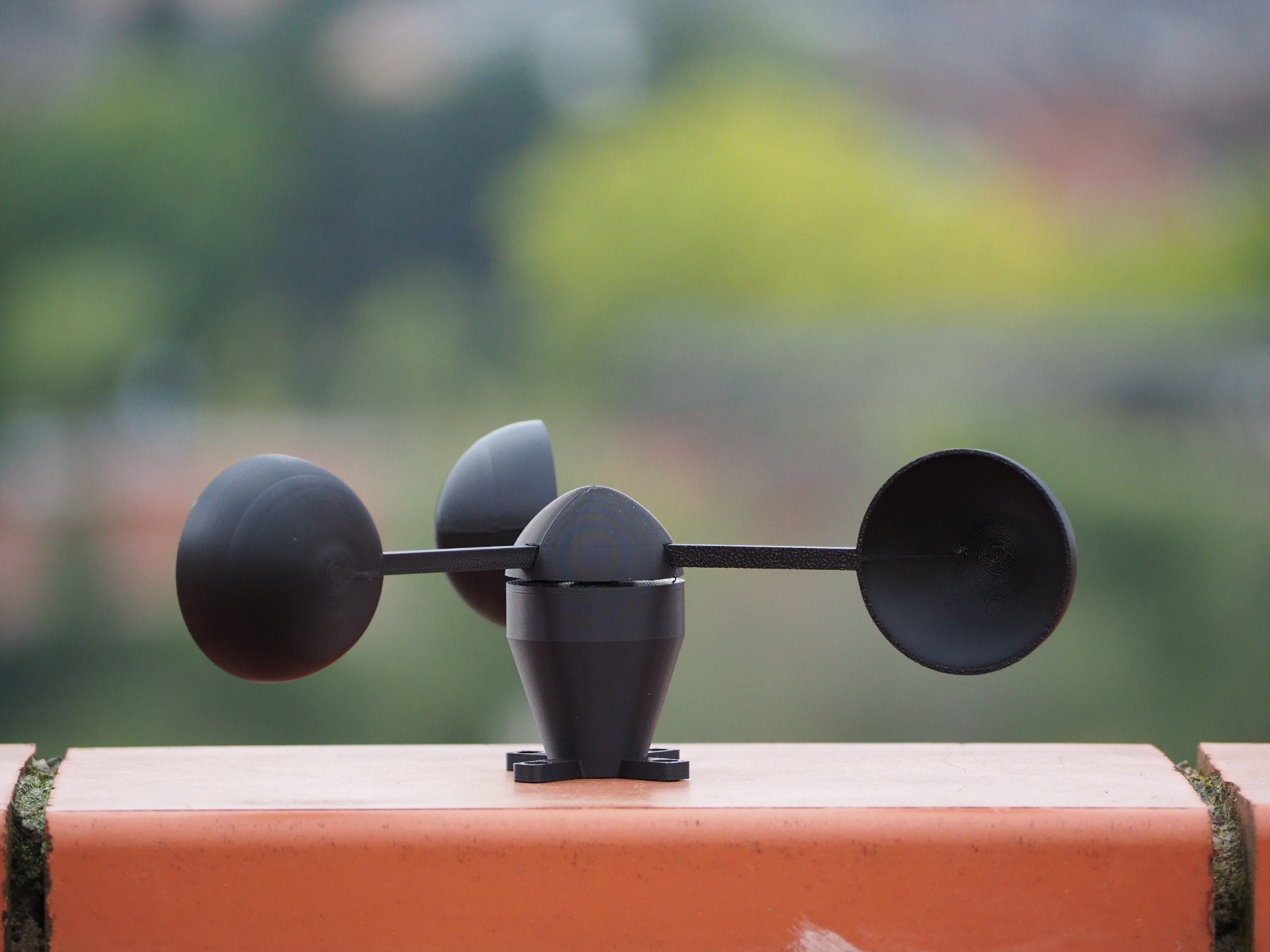 Anemometer