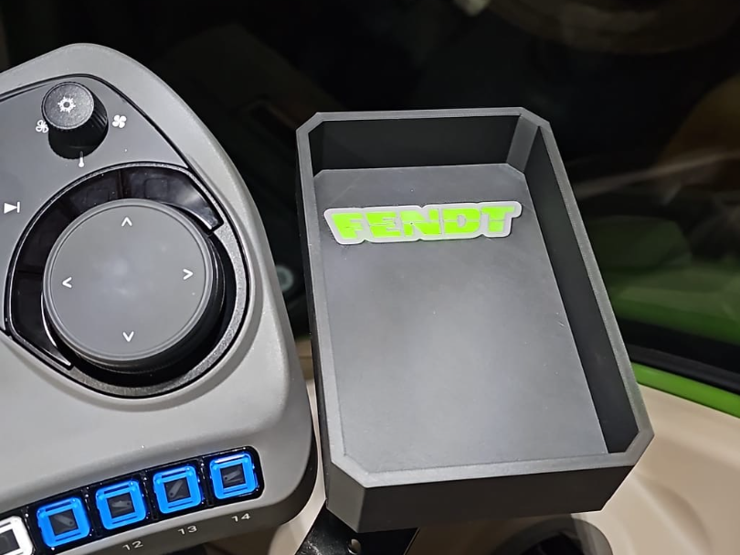 Fendt Ablageschale magnetisch