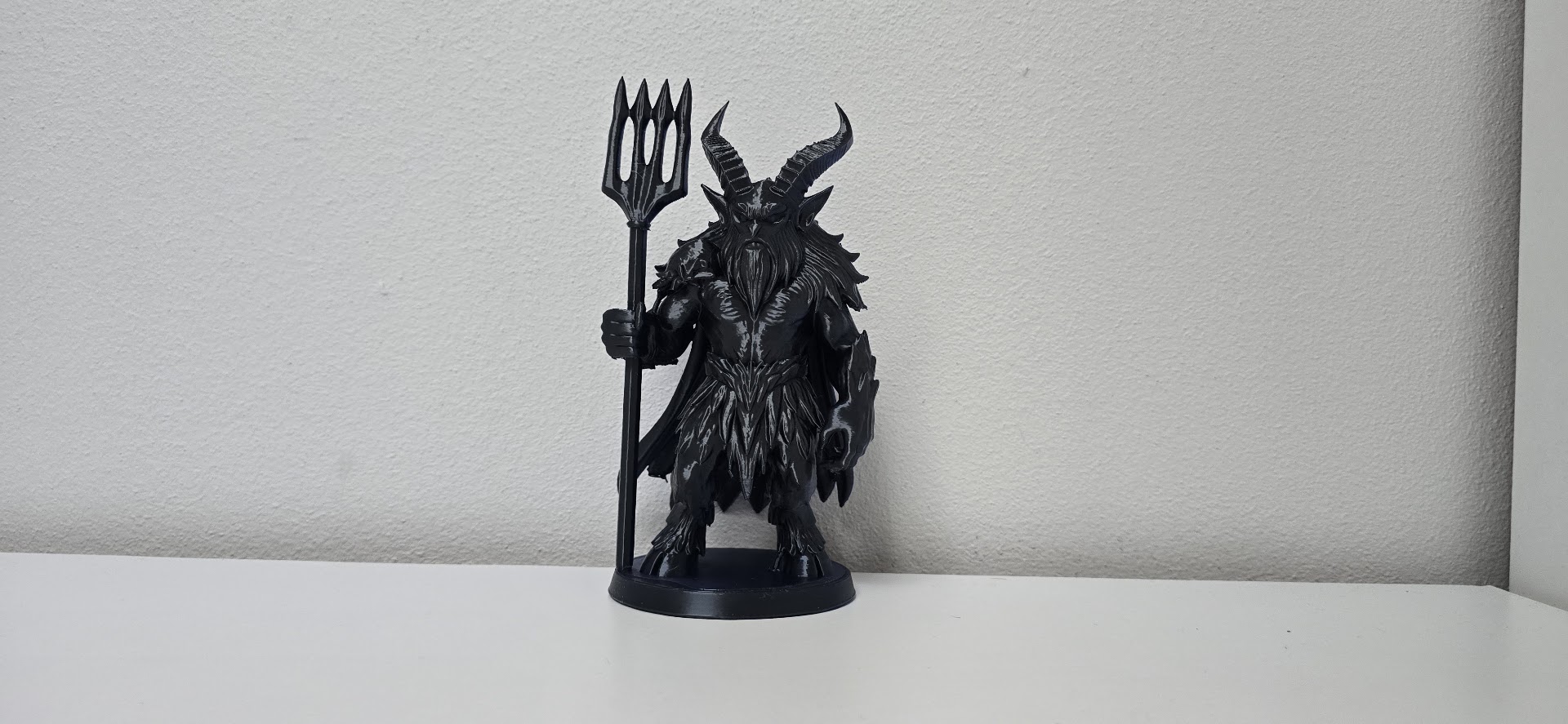 Abyssal Royal Guard with Halberd