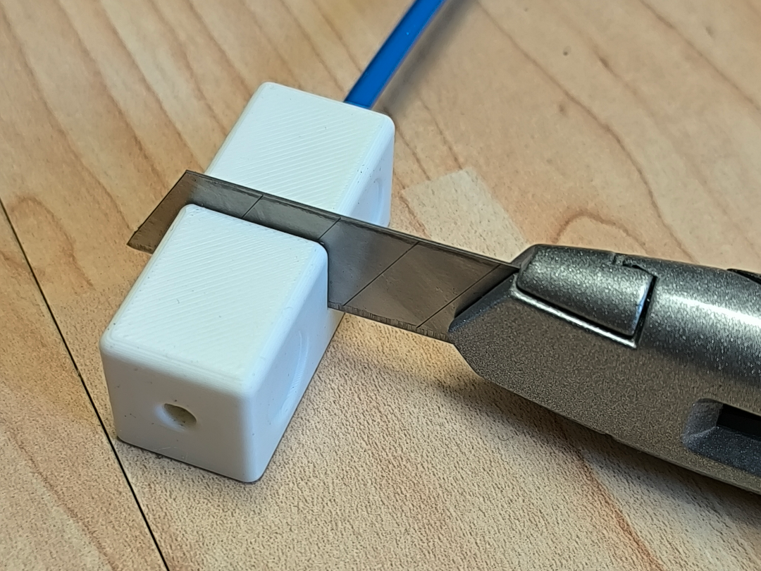 Simple PTFE Cutting Tool