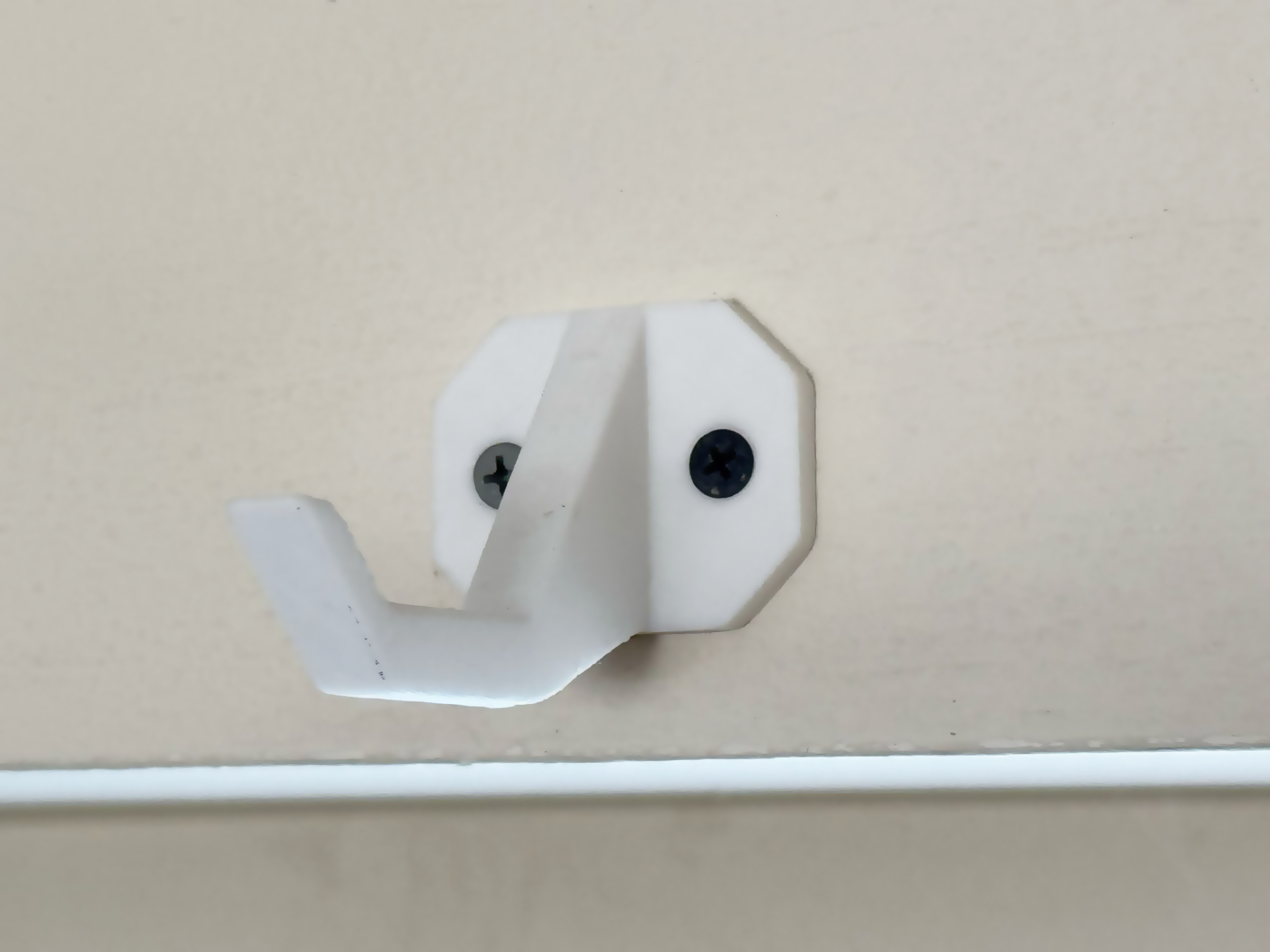 Elephant Wall Hook – Sturdy, Cute, and Functional!