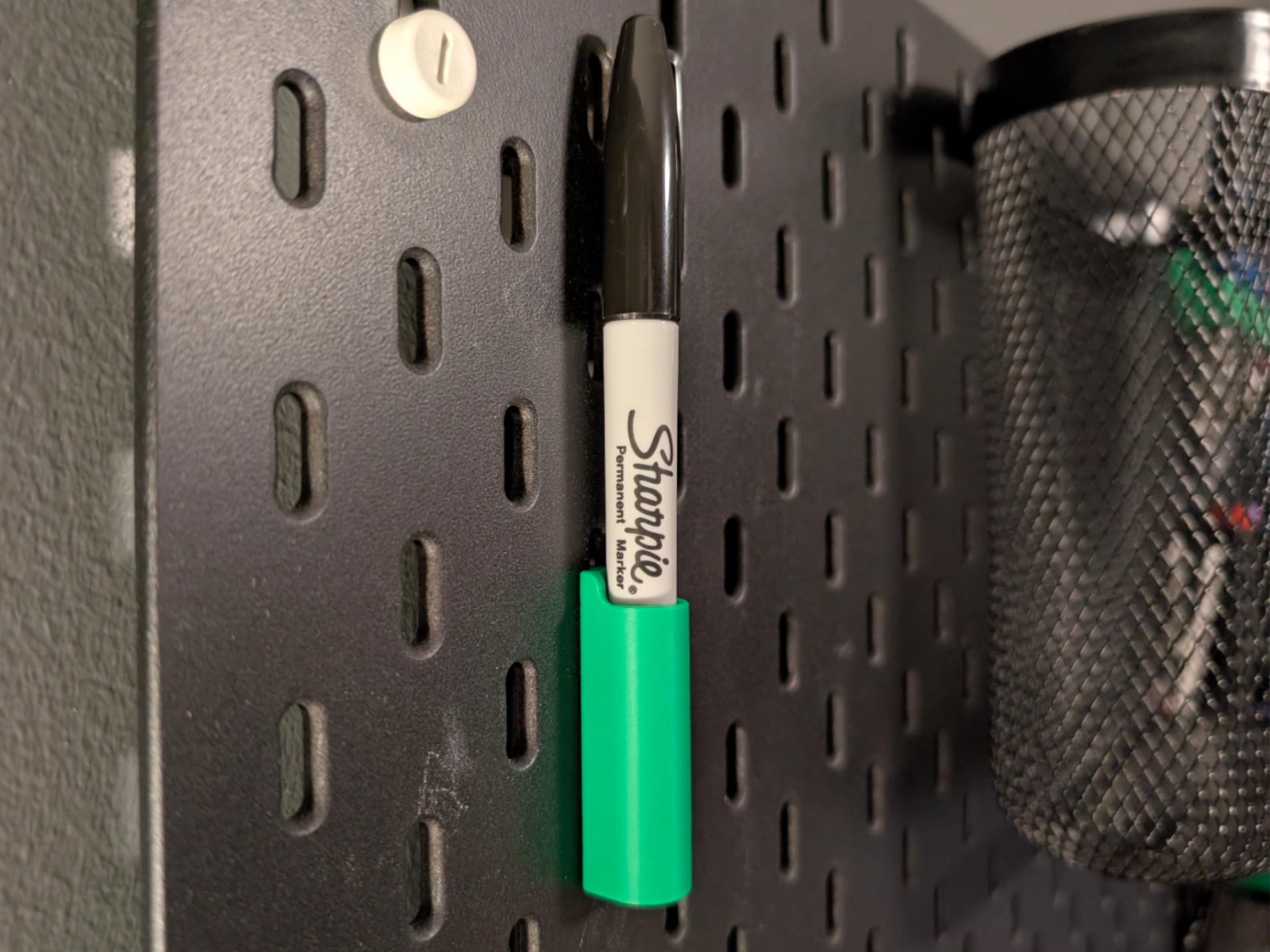 Sharpie Fine Point Marker / Pen SKADIS Holder
