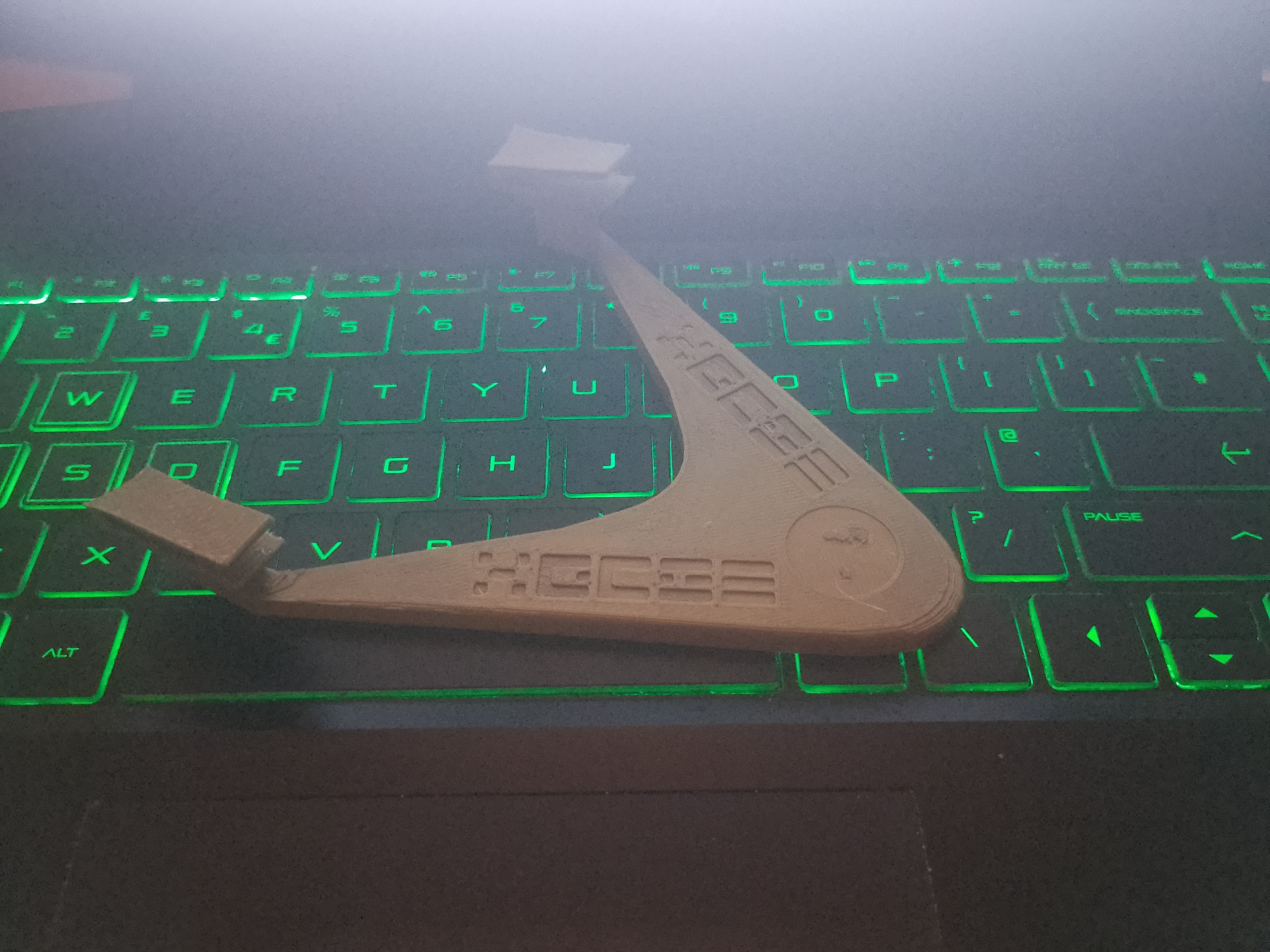starborn runner display stand