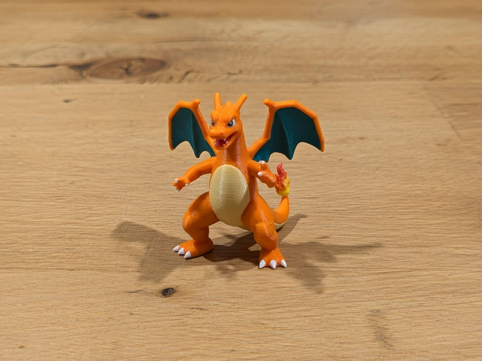 Pokemon Charizard Figure (Dynamic Pose)