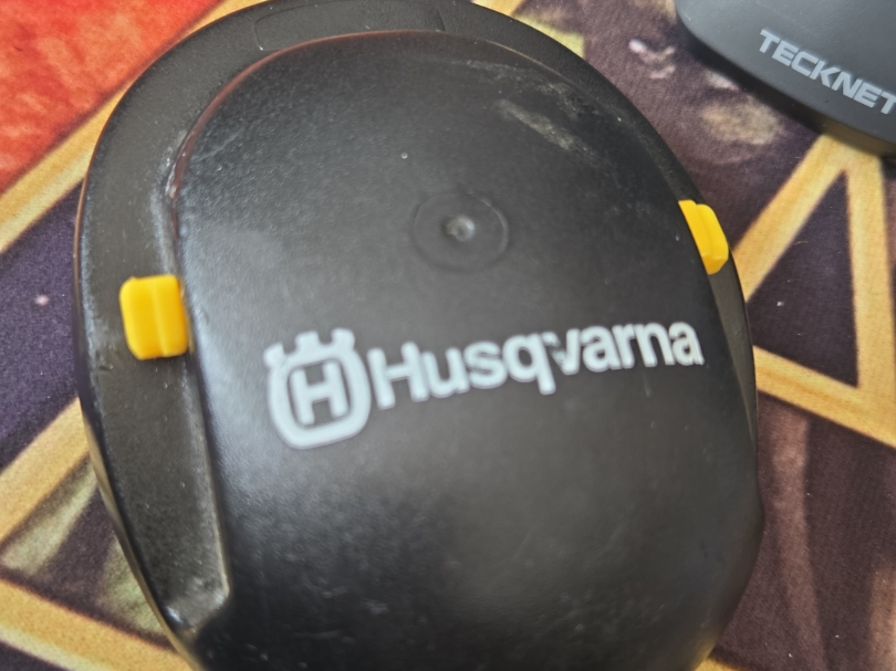 Husqvarna helmet clips