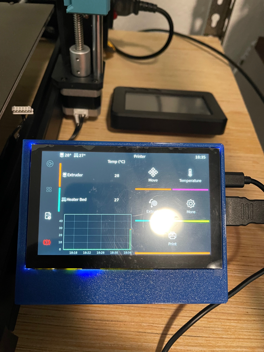 SV6 Plus HDMI 5 SCreen Mount