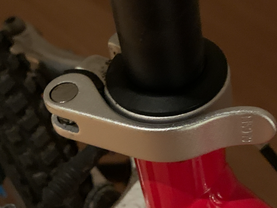 Sattelklemme Woom Fahrrad Unterlegblech