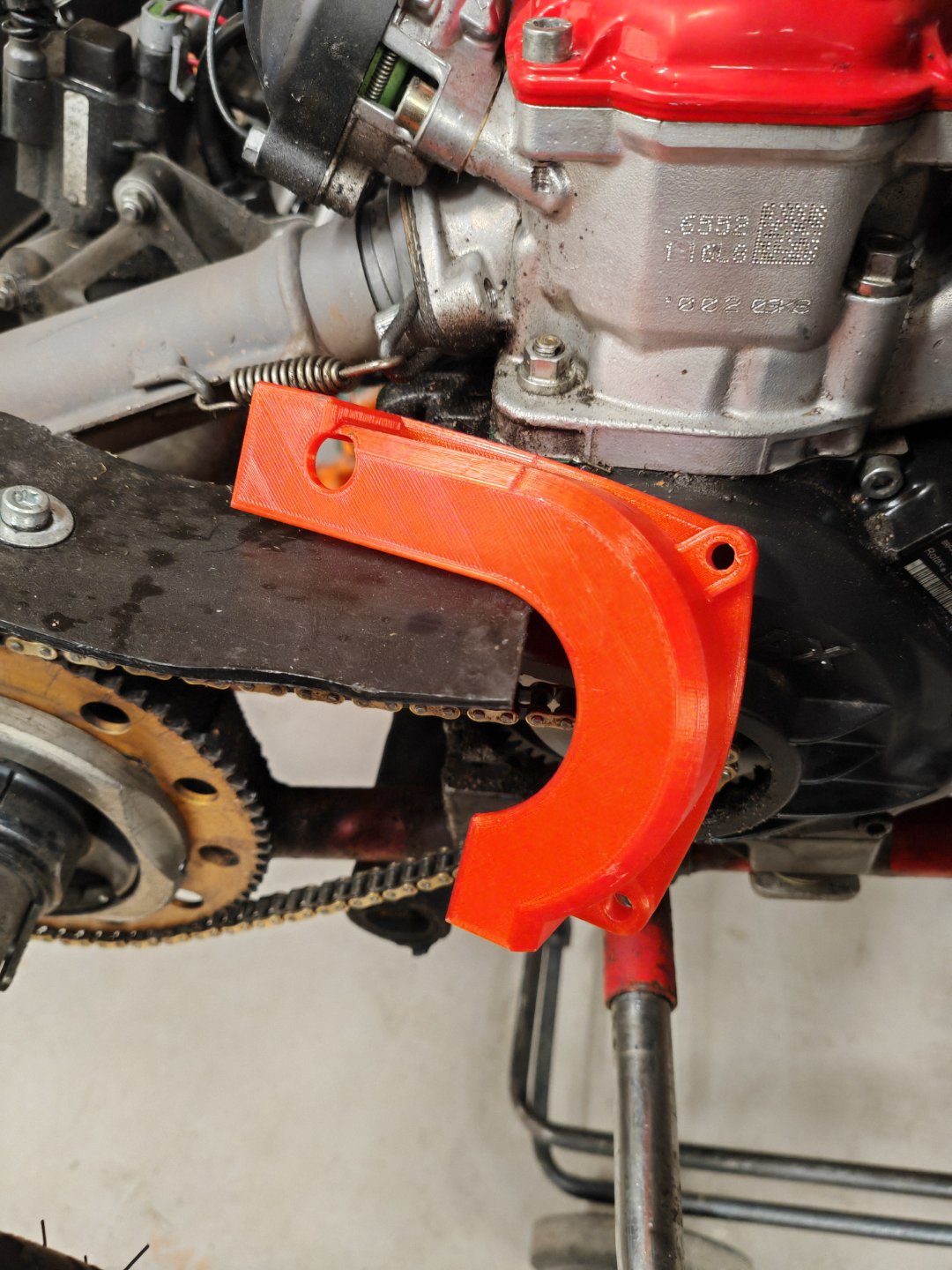 Comer 100cc sprocket guard