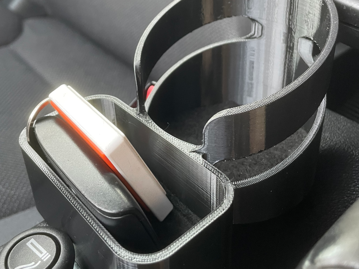 Audi A3 8P CUPHOLDER