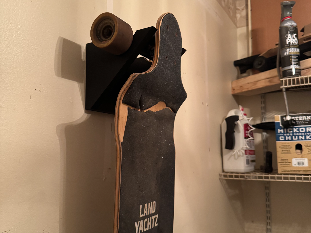 Wall Mount for drop through longboards